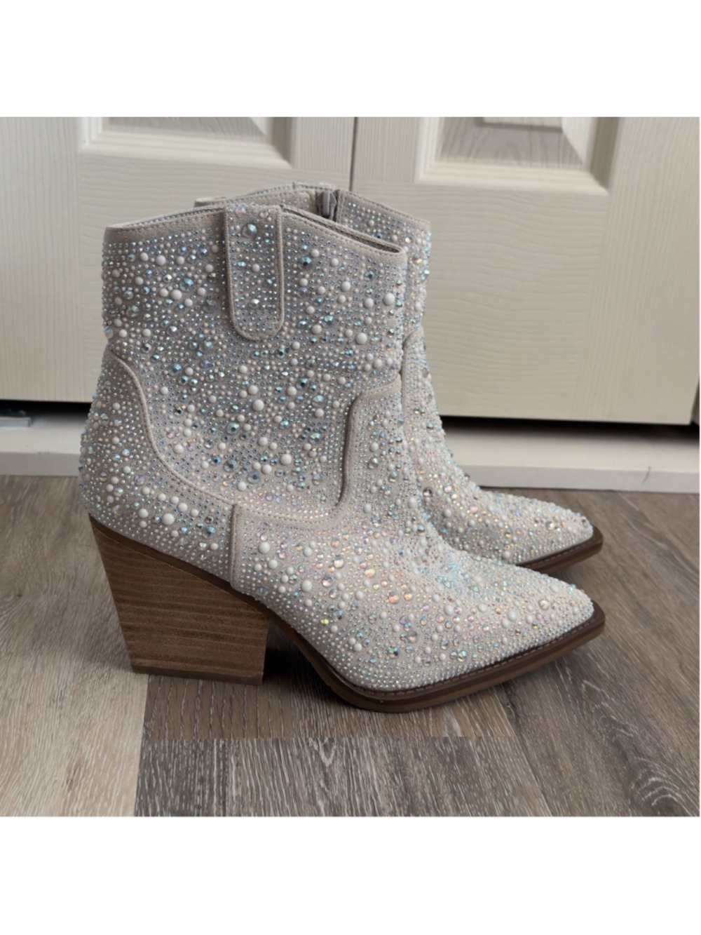 Buckle Very G Western Kady Pearl Bling Rhinestone Booties Cowboy Boots Womens 11